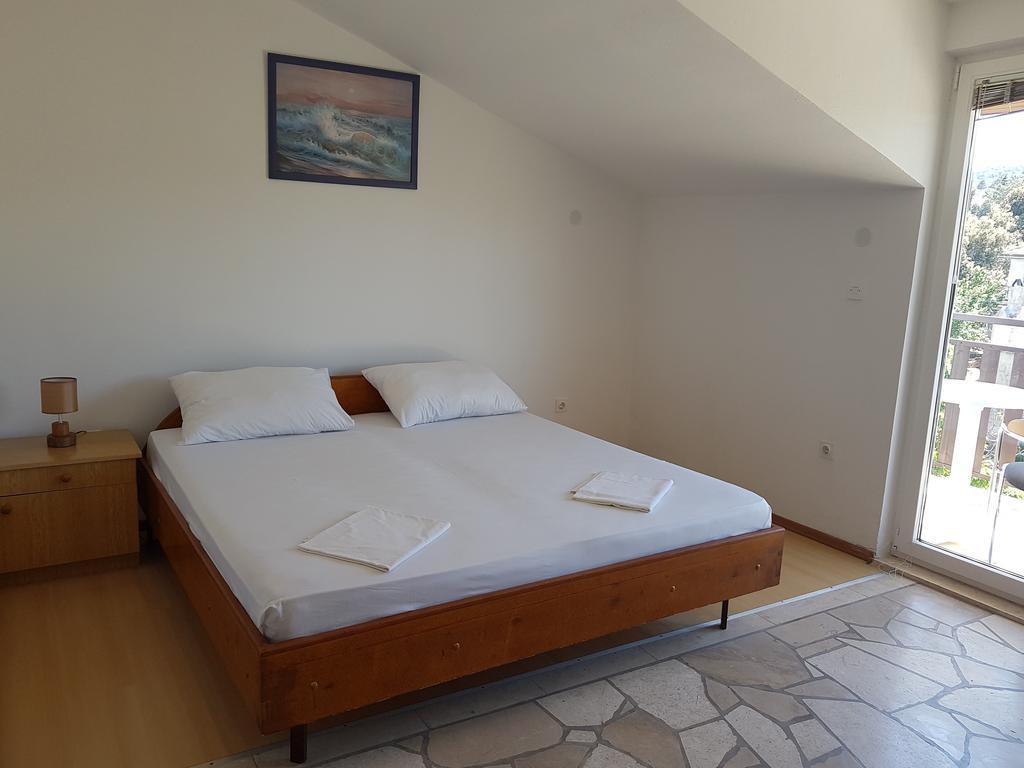 Apartments Plazibat Škrip 外观 照片